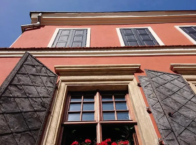 Appartement вірменський дворик / Armenian Courtyard