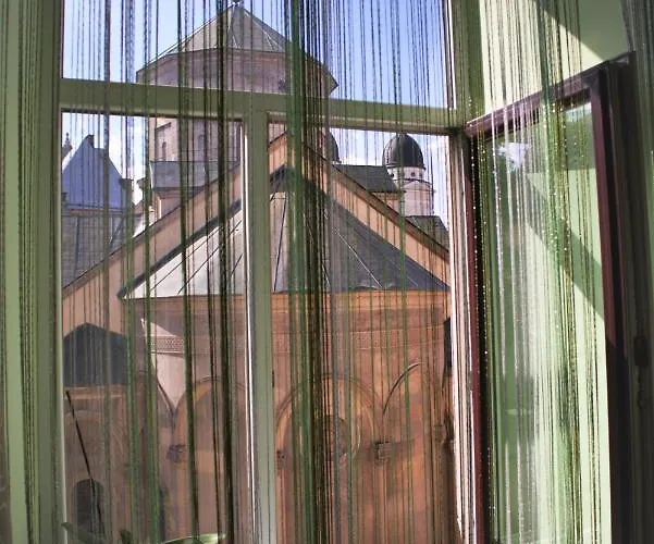 вірменський дворик / Armenian Courtyard Lviv