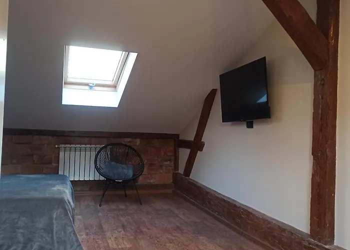 вірменський дворик / Armenian Courtyard