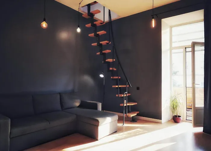 Appartement вірменський дворик / Armenian Courtyard *